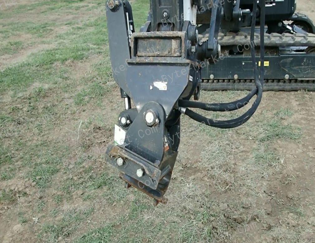 Bobcat Power Tilt Service Manual in PDF image