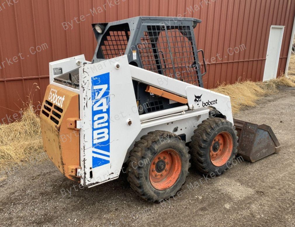 Bobcat Skid Steer Loaders 742B, 743B Service Manual in PDF image