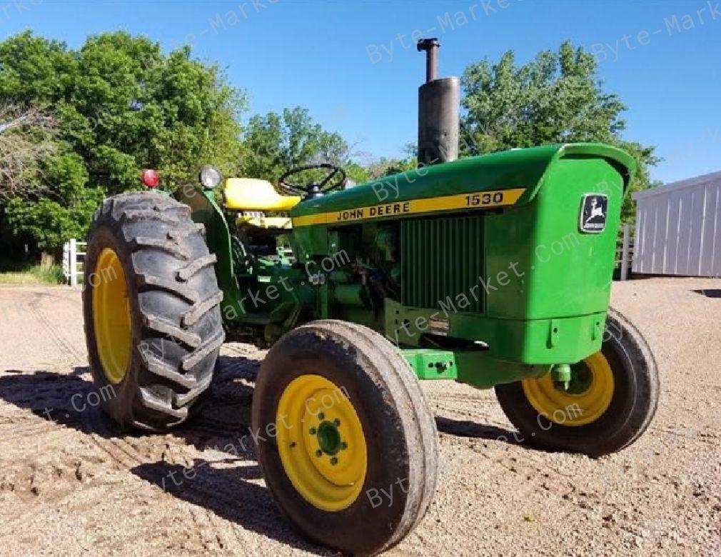 John Deere 1530 Tractor Technical Manual in PDF image