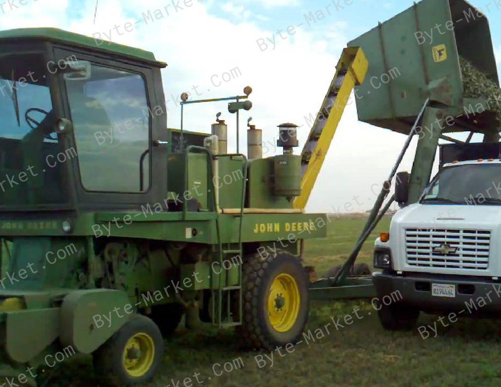 John Deere 400 /425 Hay Cubers Technical Manual in PDF image