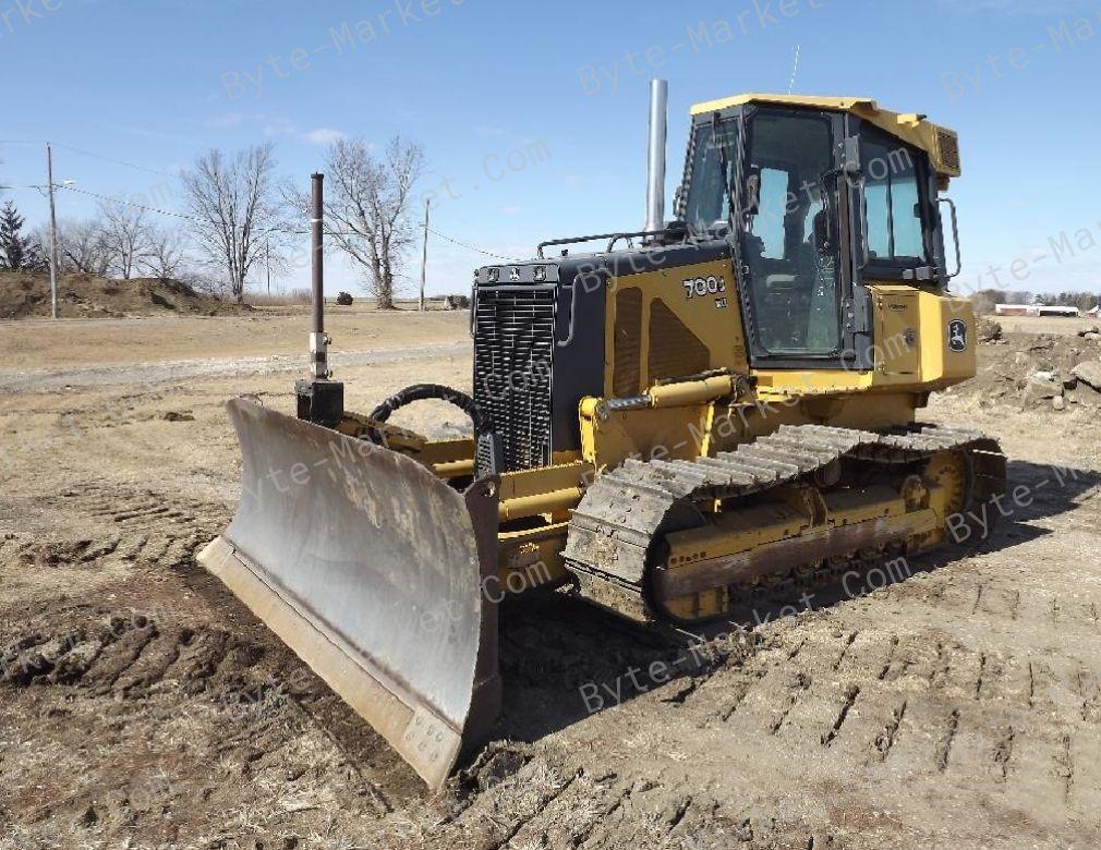 John Deere 700J Crawler Dozer Operation/Test Technical Manual in PDF image