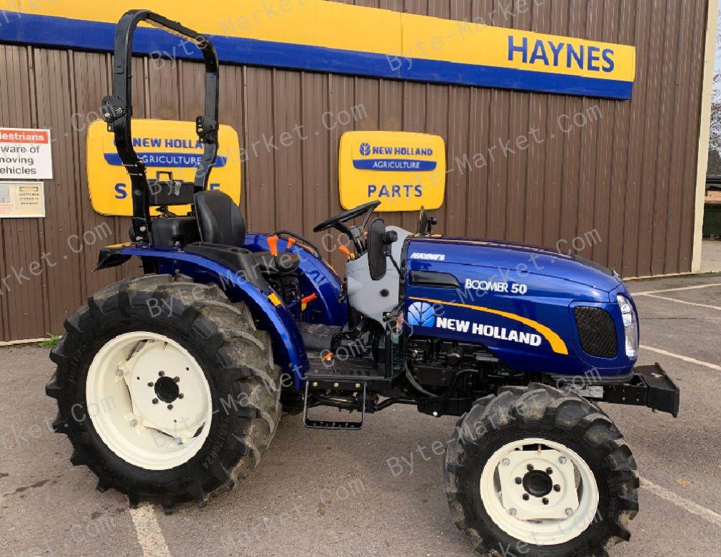 New Holland Compact Tractor Boomer 40 Cab/50 Cab Manual in PDF image