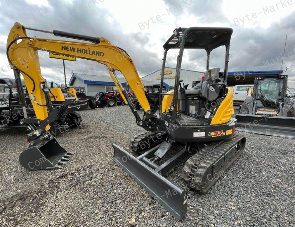 New Holland E37C Mini Excavator Manual in PDF image