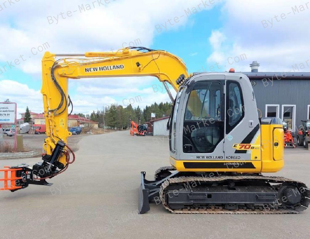 New Holland E70BSR Hydraulic Excavator Service Manual in PDF image