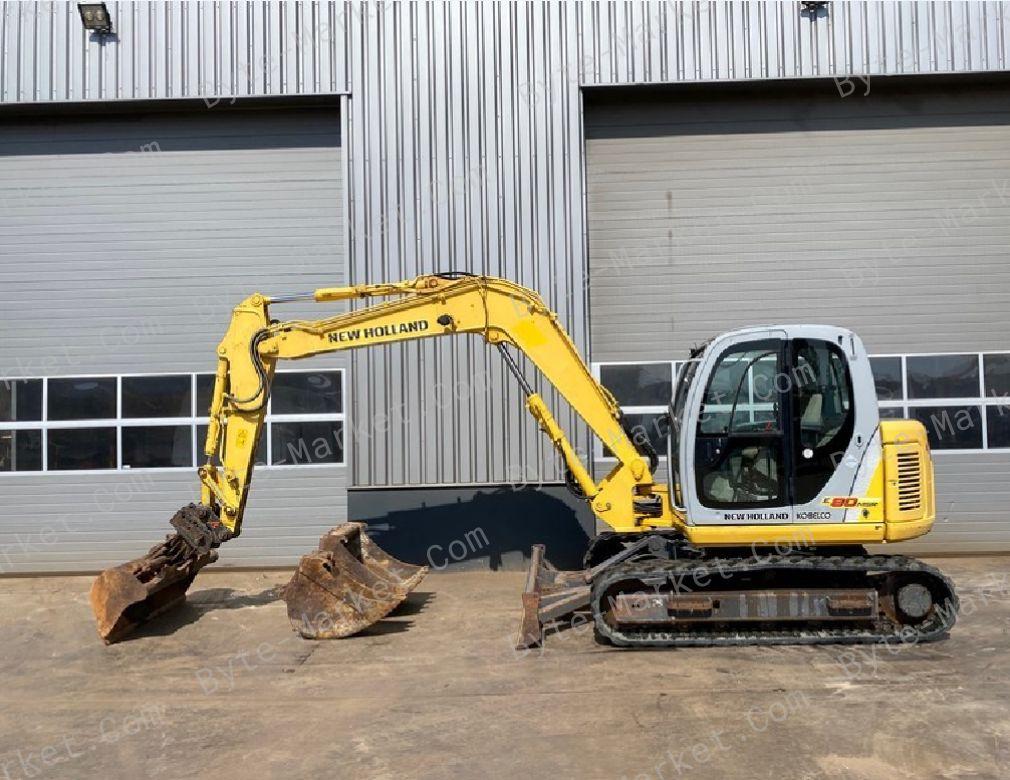 New Holland Kobelco E80MSR Crawler Excavator Parts Catalog in PDF image