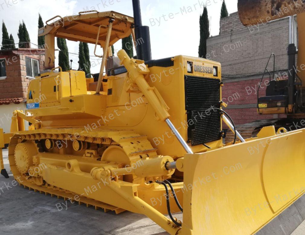 Komatsu TD-20H Series Engine Operators Manual in PDF image