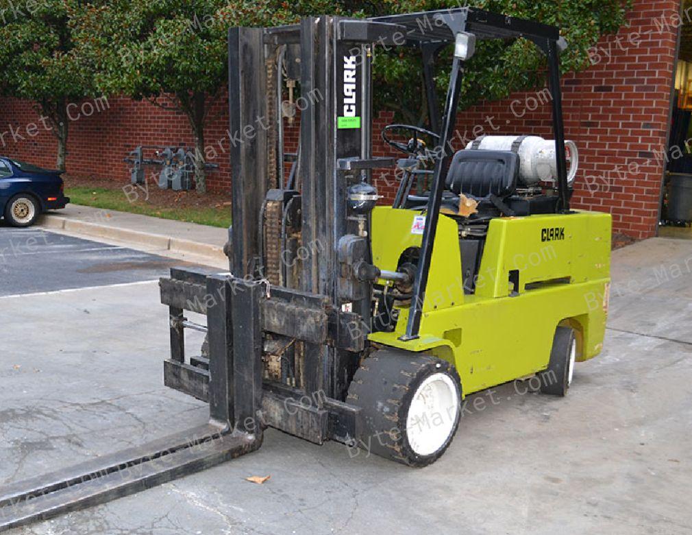 Clark C500 Y 950CH Lift Trucks Service Manual in PDF image