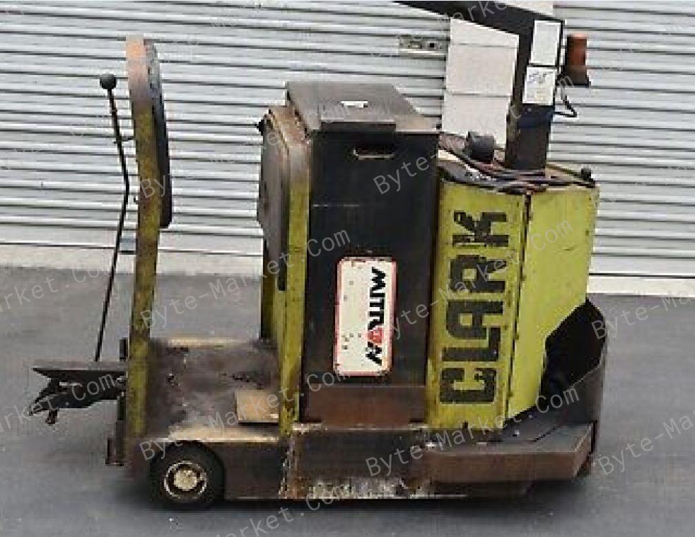 Clark PT-5/PT-7/PTT-5/PTT-7 Lift Trucks Service Manual in PDF image