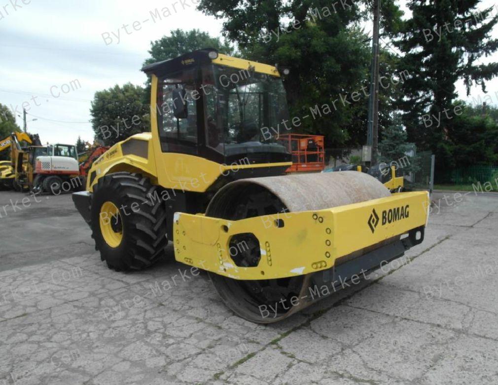 Bomag BW 156/177 D-3/AD-3/DH-3/PDH-3 Single Drum Rollers Operating And Maintenance Instruction in PDF image
