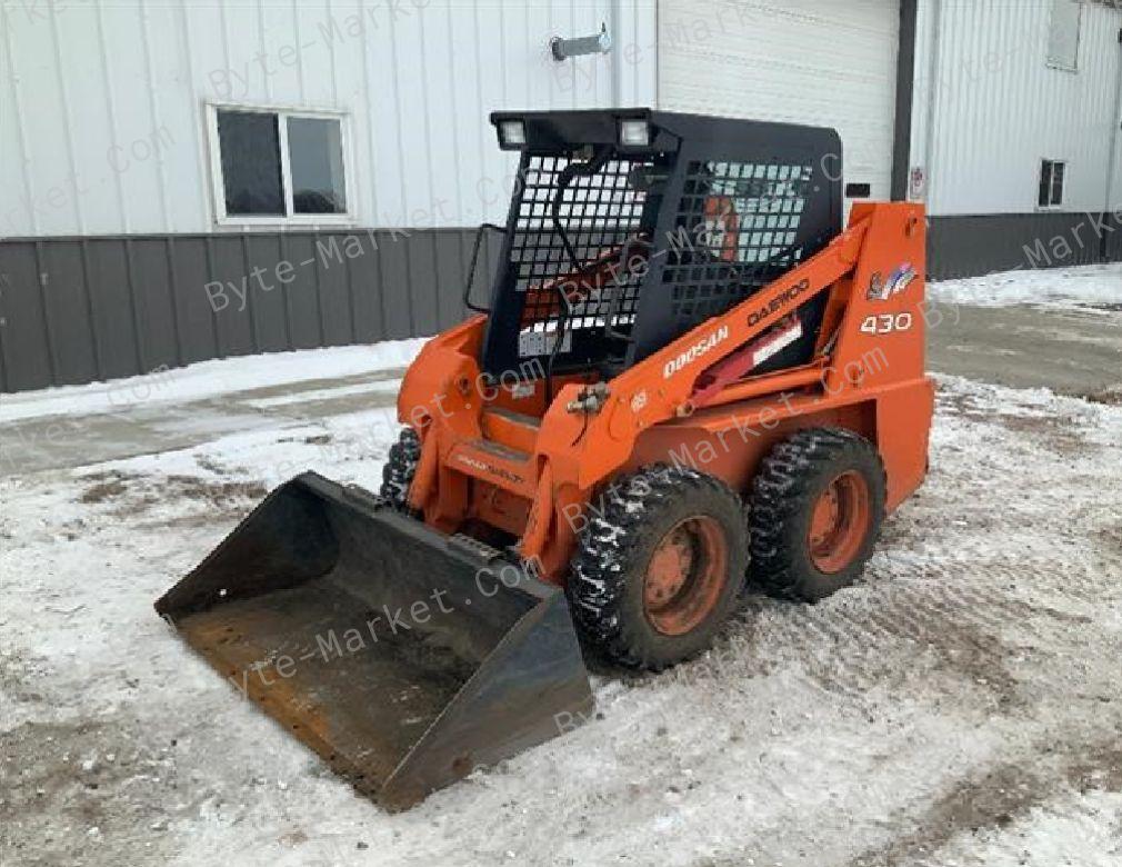 Daewoo Doosan 430 Plus Skid Steer Loader Set Schematics of PDF image
