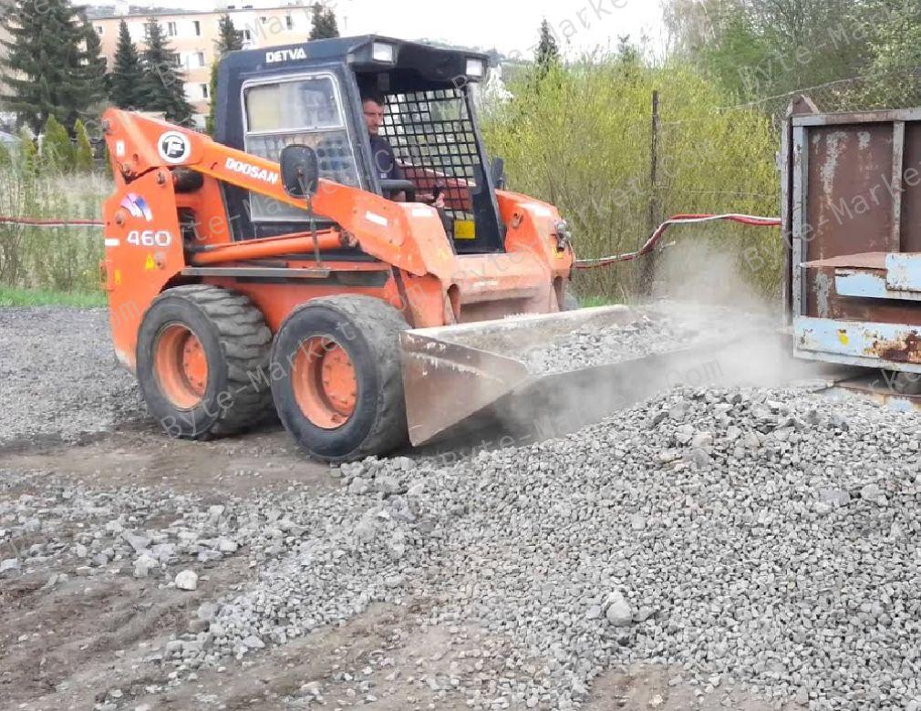 Daewoo Doosan 460 Plus Skid Steer Loader Set Schematics of PDF image