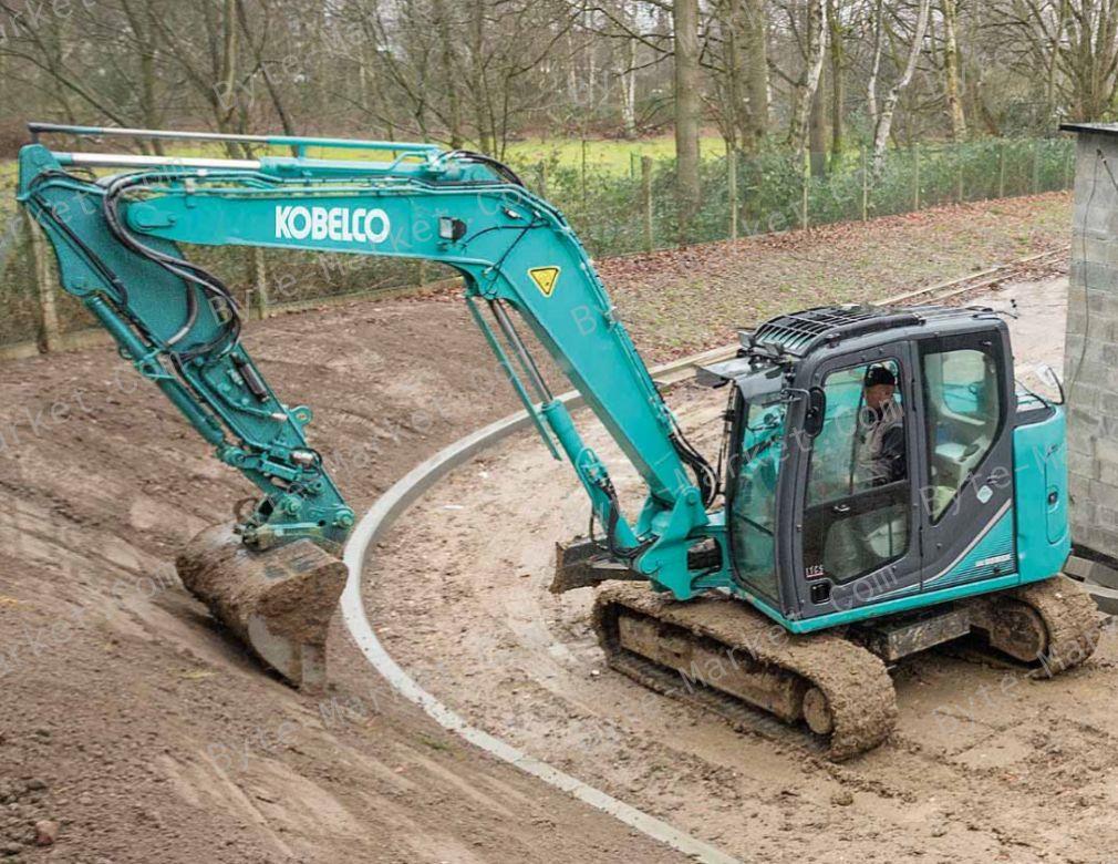 Kobelco SR Series Hydraulic Excavator Safety Manuals in PDF image