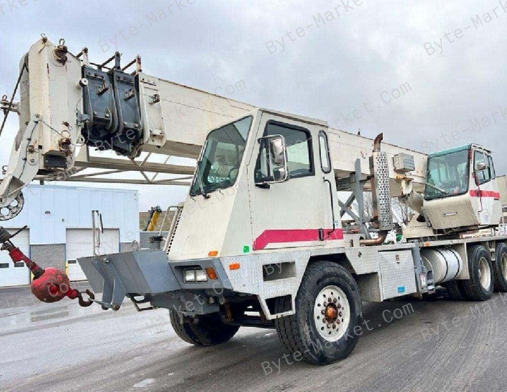 Terex T300-1 Cranes Operators Manual in PDF image