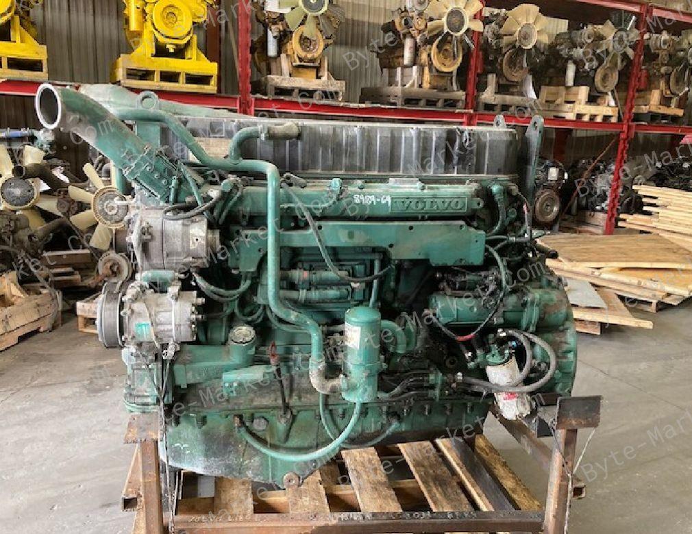 Volvo D12 D12A D12B D12C Engine Service Manuals in PDF image